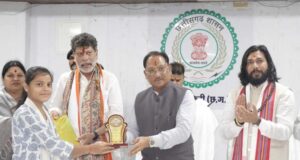 राज्य एवं जिला स्तर पर उत्कृष्ट प्रदर्शन करने वाले विद्यार्थियों से किया आत्मीय संवाद, उज्ज्वल भविष्य के लिए दी शुभकामनाएं