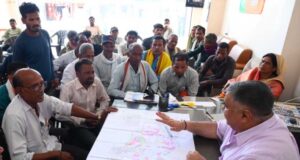 मंत्री राजेश अग्रवाल ने अधिकारियों को त्वरित समाधान के दिए निर्देश