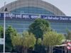 फ्लाइट में लाइसेंसी गन ले जाने के नियम कितने सुरक्षित? वाराणसी एयरपोर्ट की घटना ने खोली पोल