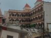 प्रयागराज में निर्माणाधीन मंदिर का हिस्सा गिरा, स्वामी नारायण मंदिर हादसे से मचा हड़कंप
