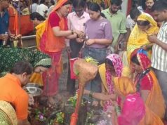 हर-हर महादेव से गूंजे शिवालय, सावन के अंतिम सोमवार भक्तों ने किया जलाभिषेक