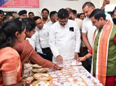 स्थानीय उत्पादों से रोजगार और आय के अवसर बढ़ाने की पहल को केंद्रीय राज्य मंत्री तोखन साहू ने सराहा