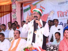 गांवों में दिखा देशभक्ति का जज्बा, मोटर साइकिल से गली-गली पहुंचा देशप्रेम का संदेश