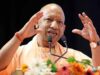 योगी बोले, पाठ्यक्रम से ही नहीं समझ सकते समाज, देश और दुनिया को