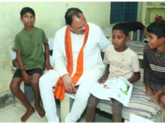 मंत्री जायसवाल ने विद्यार्थियों से की मुलाकात, सुविधाओं का लिया फीडबैक; अधिकारियों को दिए सख्त निर्देश