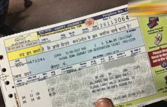 Railway Ticket Rule: ऑनलाइन टिकट बुक करने वालों के लिए अलर्ट, ये गलती की तो लगेगा फाइन
