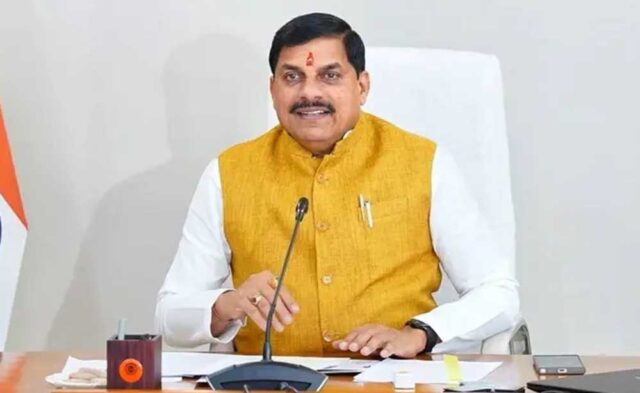 mohan_04_3-2.jpg