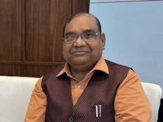 आतंकियों के मुकदमे वापस लेने से लेकर पूजा के दिखावे तक, पूर्व डीजीपी ने सपा अध्यक्ष को घेरा