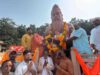 महर्षि वाल्मीकि के सम्मान में योगी सरकार की पहल, लखनऊ के गोमती तट पर स्थापित हुई भव्य प्रतिमा