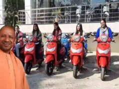 यूपी में मेधावी छात्राओं की स्कूटी योजना की तैयारी तेज, हेलमेट और 5 लीटर पेट्रोल भी मिलेगा